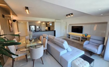 Apartamento à Venda em Esteio com 2 Quartos e 3 banheiros, 120 m²