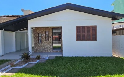 Casa à Venda em Esteio com 2 Quartos e 1 banheiro, 70 m²