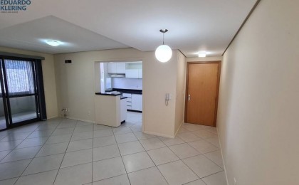 Apartamento à Venda em Esteio com 3 Quartos e 2 banheiros, 103 m²